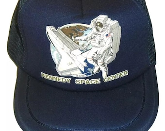 Kennedy Space Center Astronaut Vintage 80s 90s Mens Mesh Trucker