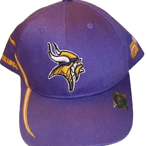 Minnesota Vikings Sports Specialties 90s Purple Adjustable Strapback hat New NFL