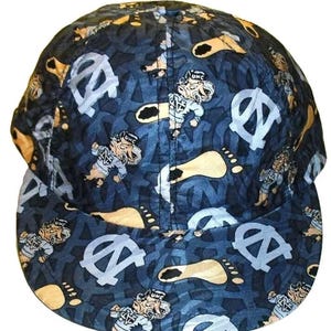 North Carolina Tar Heels Vintage 90s Original Mens Snapback hat Silk Material