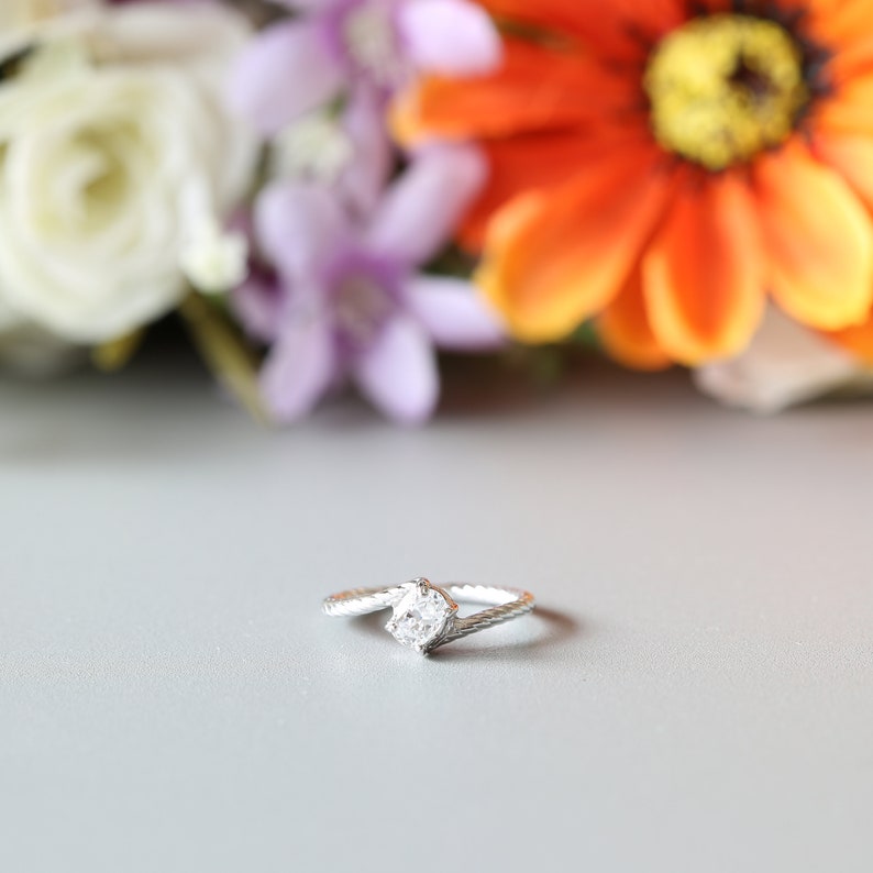 0.50 Carat Twisted Band Solitaire Engagement Ring Oval Cut Simulated Diamond Engagement Ring E33 Diamond Sterling Silver Wedding Ring