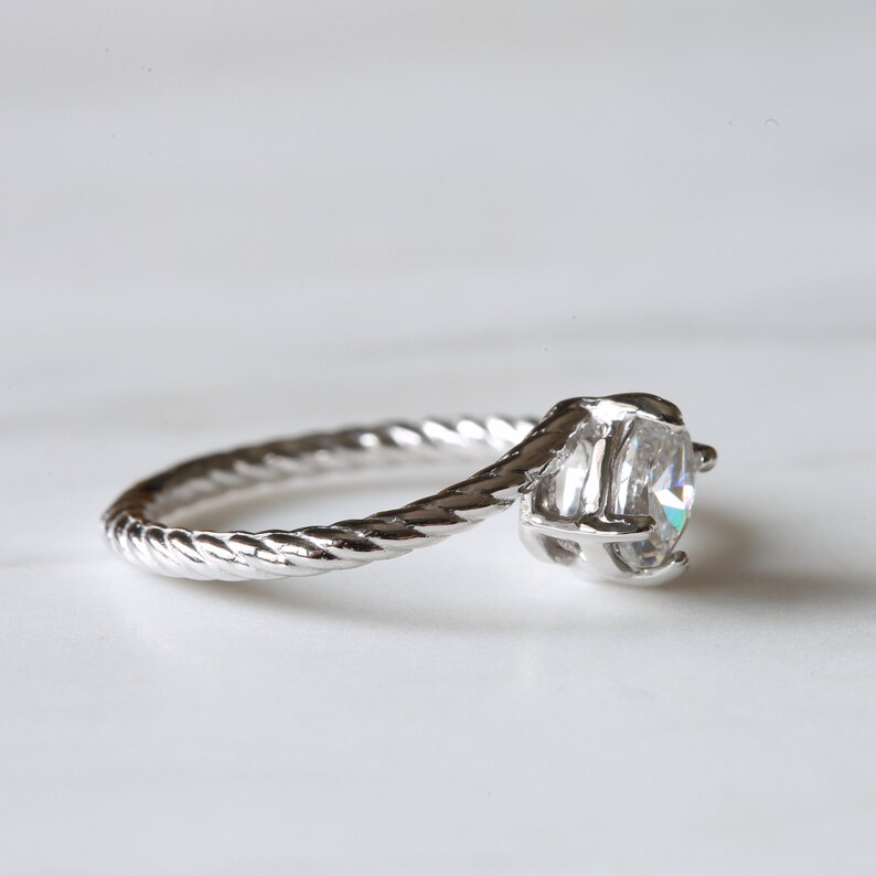 0.50 Carat Twisted Band Solitaire Engagement Ring Oval Cut Simulated Diamond Engagement Ring E33 Diamond Sterling Silver Wedding Ring
