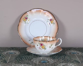 Tazza da tè con piattino vintage floreale in Cina, set da tavolo da tè degli anni '50