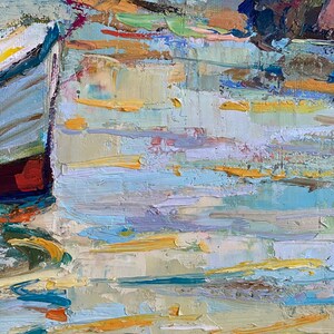 Puede incluir: Una pintura abstracta con un estilo texturizado y en capas. La pintura presenta una variedad de colores, incluyendo azul, verde, amarillo y blanco. Las pinceladas son visibles y crean una sensaci&oacute;n de movimiento. La pintura recuerda a un paisaje mar&iacute;timo, con los colores y las texturas que sugieren el agua y el cielo.