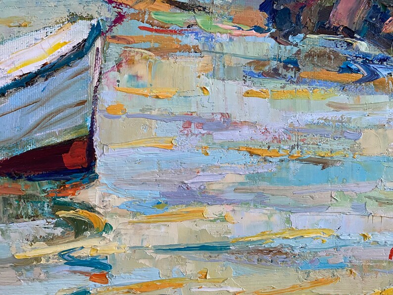 Puede incluir: Una pintura abstracta con un estilo texturizado y en capas. La pintura presenta una variedad de colores, incluyendo azul, verde, amarillo y blanco. Las pinceladas son visibles y crean una sensaci&oacute;n de movimiento. La pintura recuerda a un paisaje mar&iacute;timo, con los colores y las texturas que sugieren el agua y el cielo.