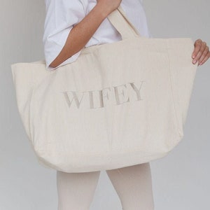 WIFEY Tote Bag Champagne Embroidery, WIFEY Shoulder Bag, Just Married Bag, WIFEY Beach Bag, Wedding Gift, Honeymoon Gift
