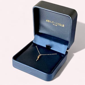 14K Solid Gold Italian Horn Necklace: Cornicello Protection Pendant