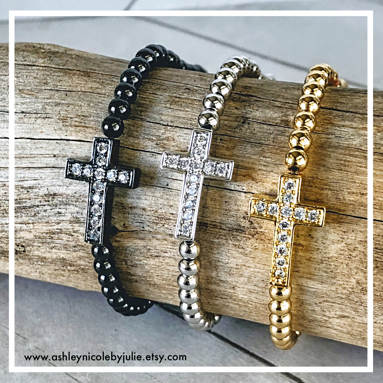 Perlen Armband Mit Kreuz Anhänger - Elegantes Schmuckstück Für Besondere Anlässe