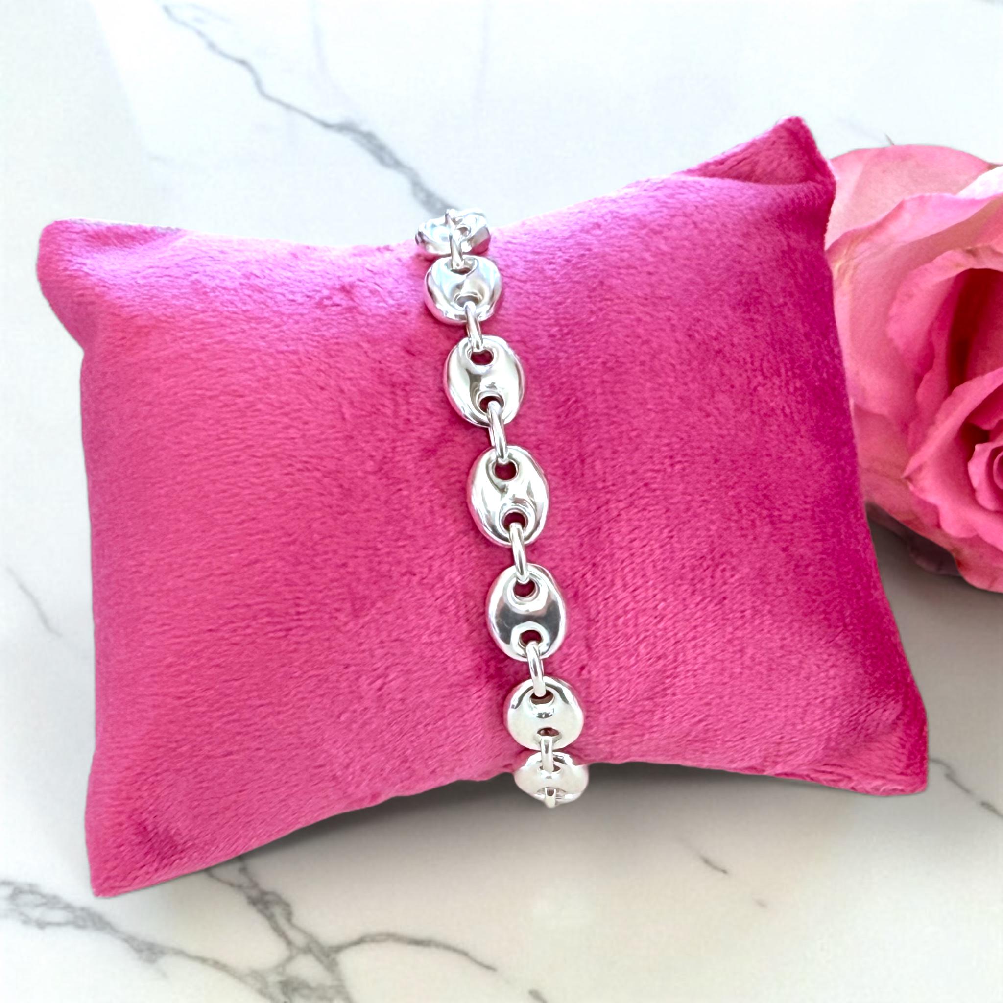 AshleyNicoleByJulie Canada