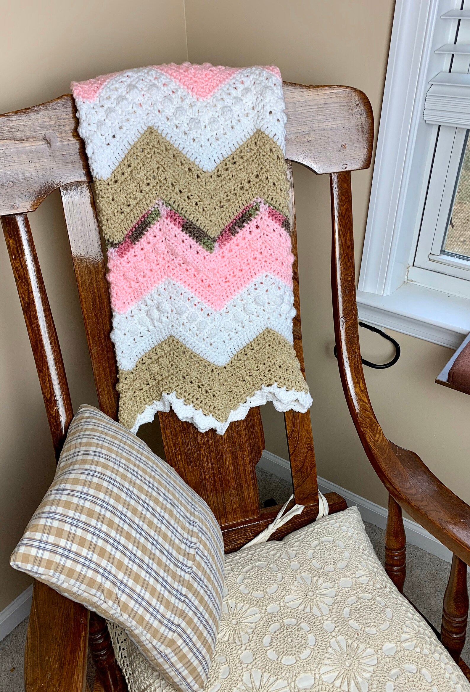 Baby girl Hugs and Kisses crochet blanket Etsy
