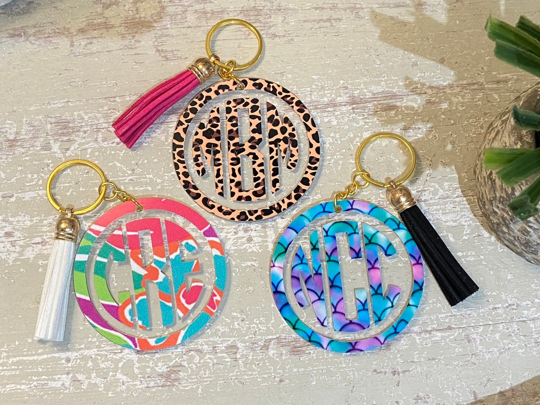 Lilly pulitzer monogram keychain clearance