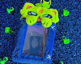 Alien Kitty Plush Photocard Holder