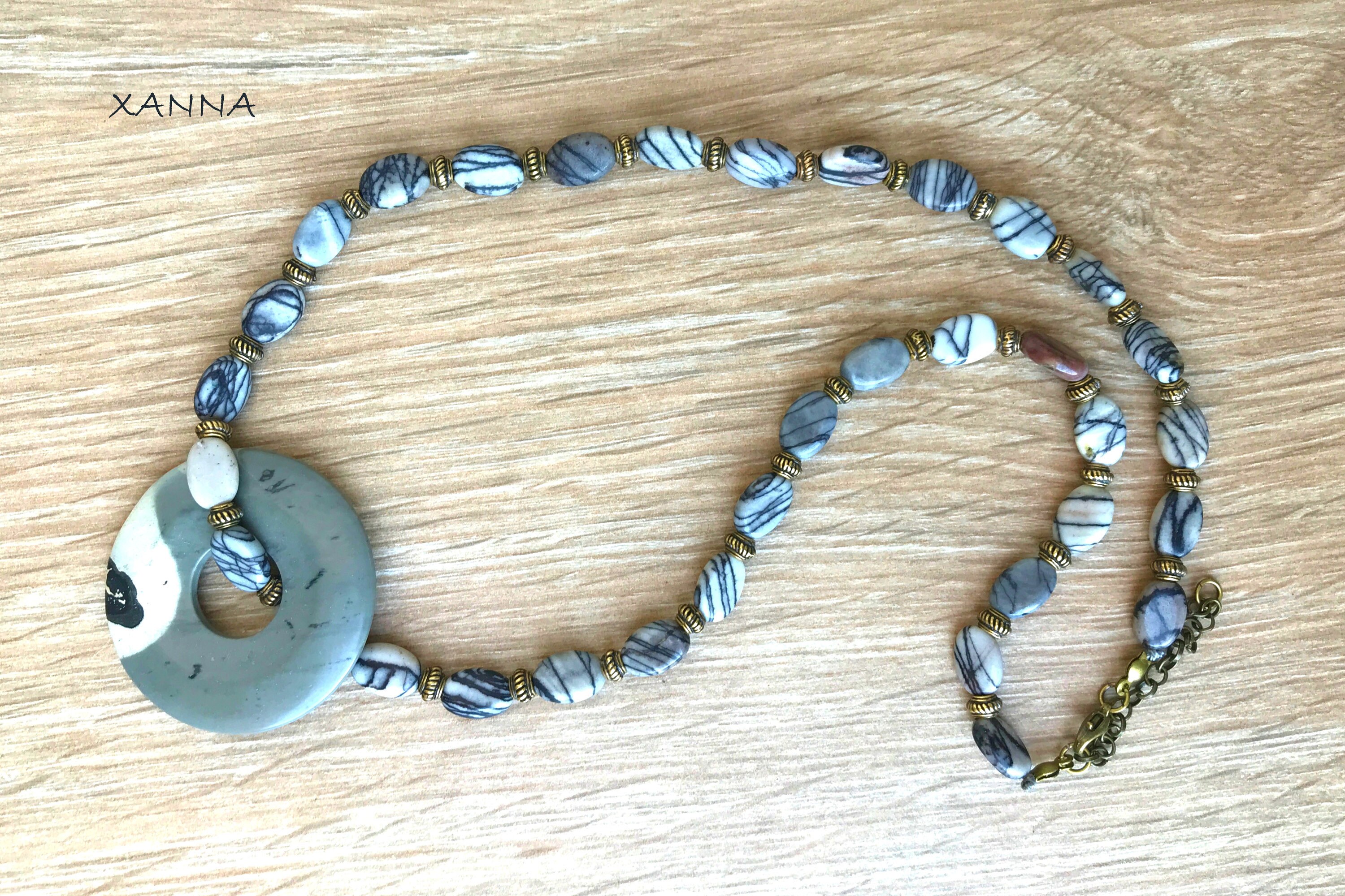 elegant and casual PICASSO Necklace I Semi-preciouspiedrasgrey mesh jasperdonut jasper Brush pendantboho chic