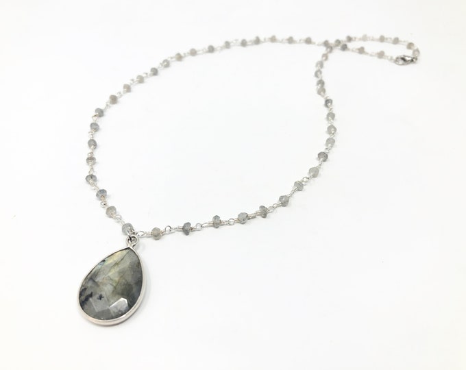 Choker necklace STONE CHAIN IV / semi-precious stones / labradorite / labradorite pendant / boho chic, elegant and informal