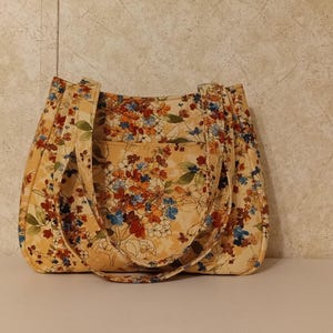 Bolso de hombro, cartera, bolso de mano Ethel de lona con estampado de acuarela y estampado floral beige, con bolsillo con cremallera. ¡Envío gratis!