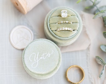 Triple Slot Circle Samt Ringbox | Benutzerdefinierte Hochzeit Ringbox | Verlobungsring Box | Dreifachschlitz | Moderne Ring Box | Personalisierte Ringbox