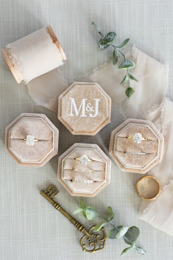 Scatola Portaanelli Ottagonale In Velluto Verde Con 3 Fessure - Elegante Per Fidanzamento E Matrimonio