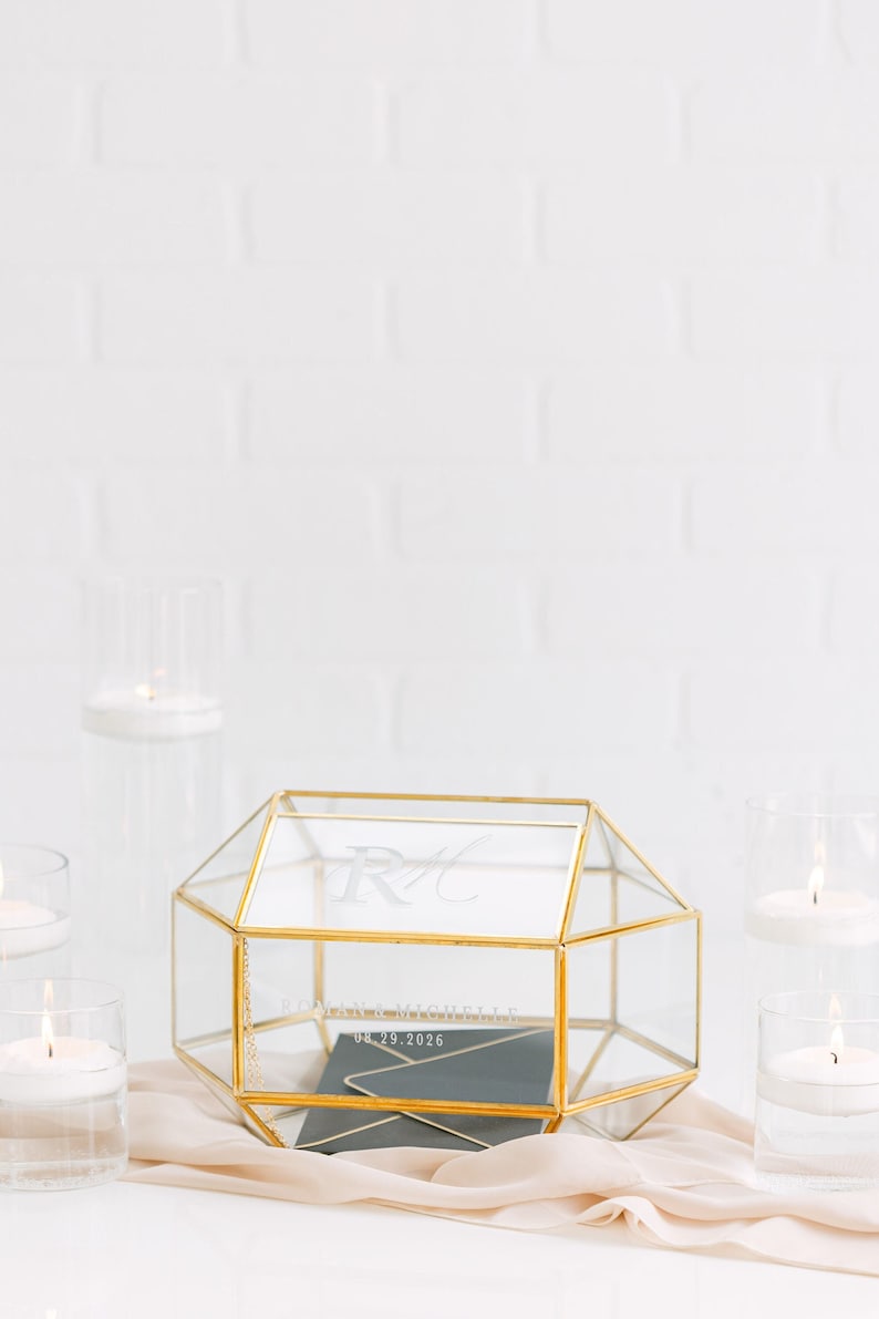 Glass geometric card box with gold frame