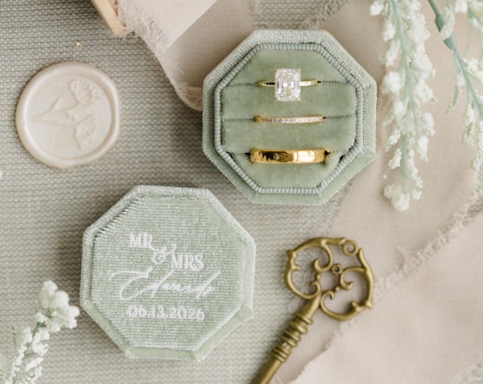 Velvet Octagon Ring Box