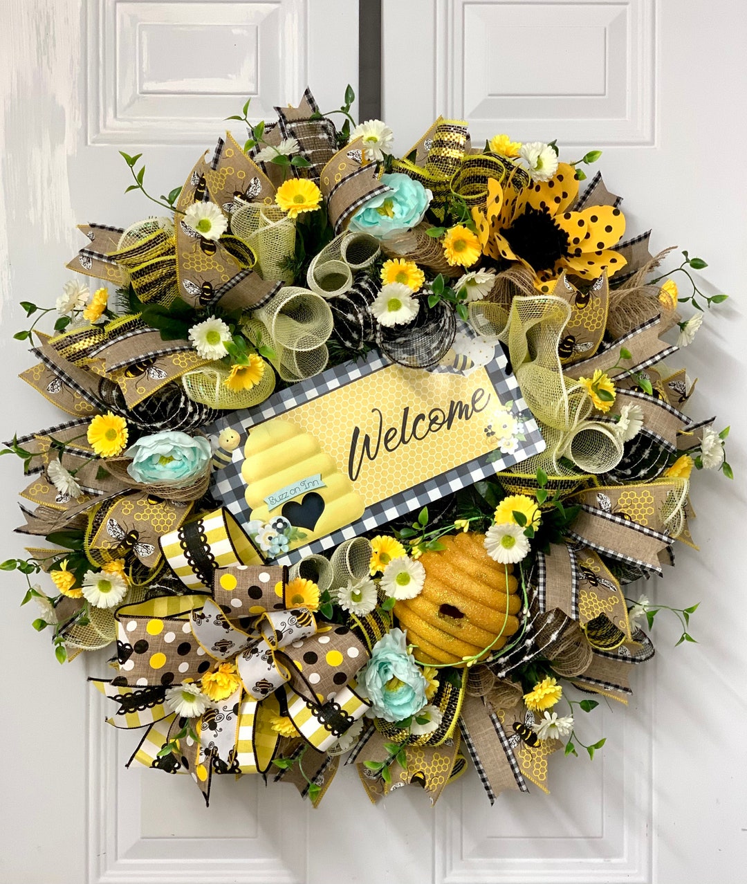 Spring Bee Wreath: Floral Bumblebee Welcome Wreath - Etsy