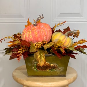 Centro de mesa de calabaza de otoño: arreglo otoñal para el hogar imagen 1