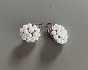 Vintage pearl cluster clip on earrings