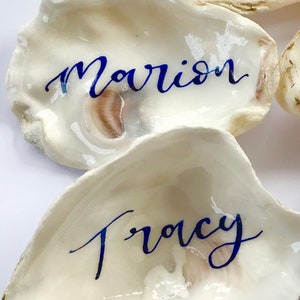 Beach Combed Oyster shell place cards / name place settings / wedding favours / gold theme / silver theme/ copper theme / rose gold theme image 9