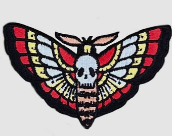 Naszywka z motywem ćmy Deaths Head (7,5 cm) do haftu, do przyszycia/naszycia, z emblematem owada, idealna na plecaki, torby, czapki, kurtki, naszywki na prezenty