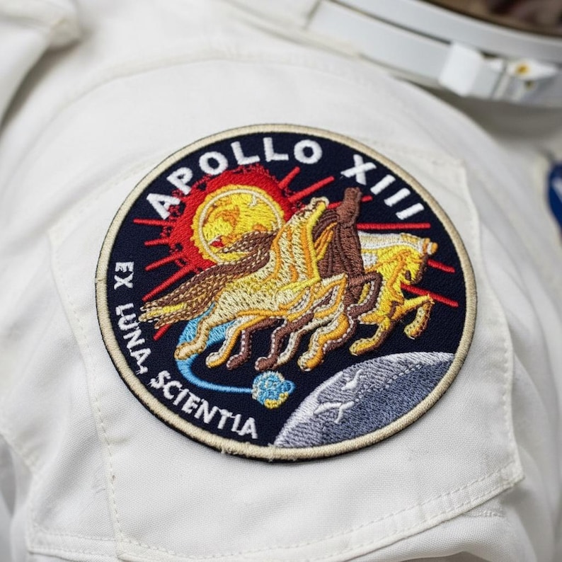 Apollo 13 Mission Patch (3.5 Inch) Embroidered Iron-on / Sew-on Badge Astronaut Space Suit Souvenir Costume Apollo Moon Landing Gift Patches image 4