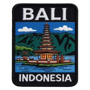 Bali Indonesien Tempel Tygmärke Broderat Stryk-på/Sy-på Märke (3,5 tum) Resesouvenir Ö Semester Emblem Present Tygmärken