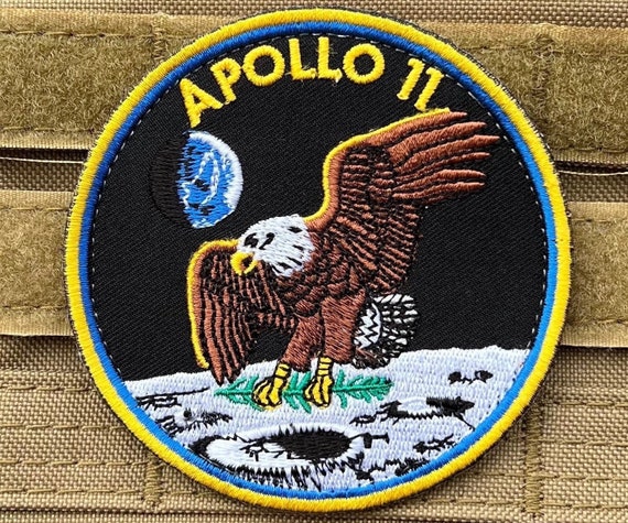 NASA Apollo 11 Patch 3.5 Inch Embroidered hook Loop Velkro Badge Astronaut  Space Suit Souvenir Costume Moon Landing Emblem Crest - Etsy