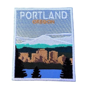Toppa Portland Oregon (3,5 pollici) Distintivo termoadesivo/cucibile, souvenir da viaggio, emblema per le vacanze negli Stati Uniti, regalo per le feste