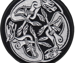 The Chasing Hounds Celtic Knot Patch (3 Inch) Iron or Sew-On Badge Perfect for Jackets, Backpacks, Hats, Shirts, Caps, Gift Patches
