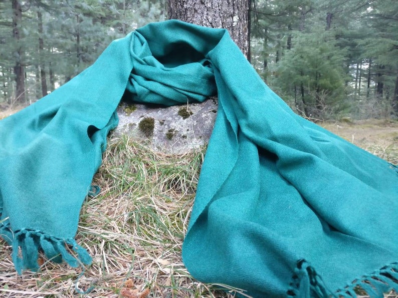 Extra large green wool shawl/wool scarf/ meditation shawl / men's scarf/ women's scarf / wool wrap image 3