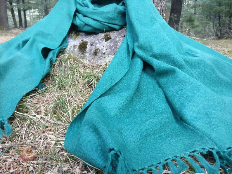 Extra large green wool shawl/wool scarf/ meditation shawl / men's scarf/ women's scarf / wool wrap image 5