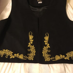 Romanian Folk Vest  - Embroidered