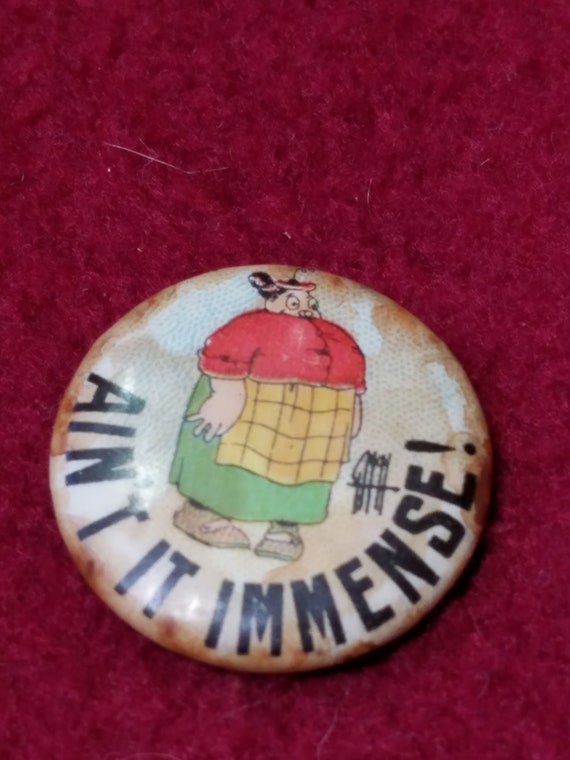 Vintage Hassan Cigarette Pin