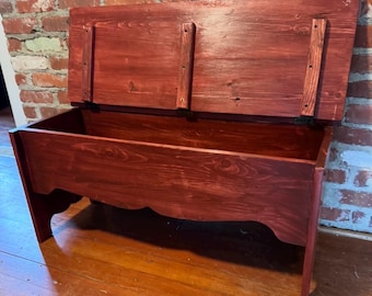 Rustic Hope Chest Wood Trunk Bench