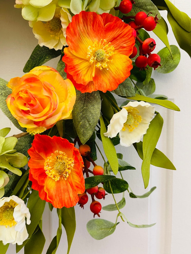 Spring/Summer flowers wreath, Front door flowers wreath, Summer orange flowers wreath, Everyday wreath image 4