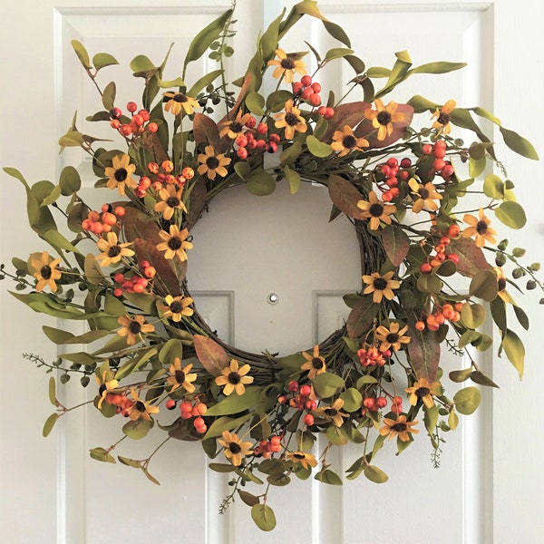 Fall Berry Wreath, Thanksgiving Front Door Decor, Yellow flower berry wreath, Autumn berry wreath, Harvest berry wreath