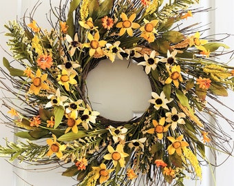 Spring wreath for front door, Summer wreath for front door, Flower berry wreath, Everyday wreath