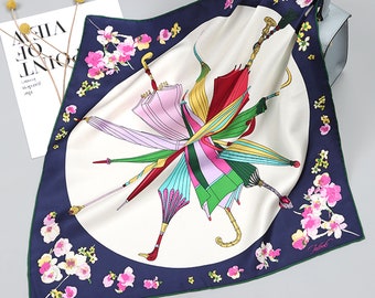 Bandana en sergé de soie : imprimé floral parapluie, foulard bleu marine
