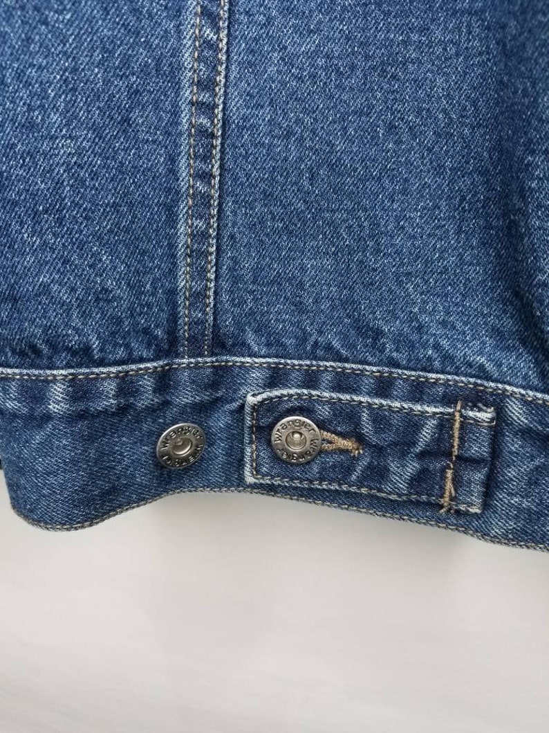 Vintage Wrangler Hero Denim Jean Jacket Size Medium Mens Button Up Blue