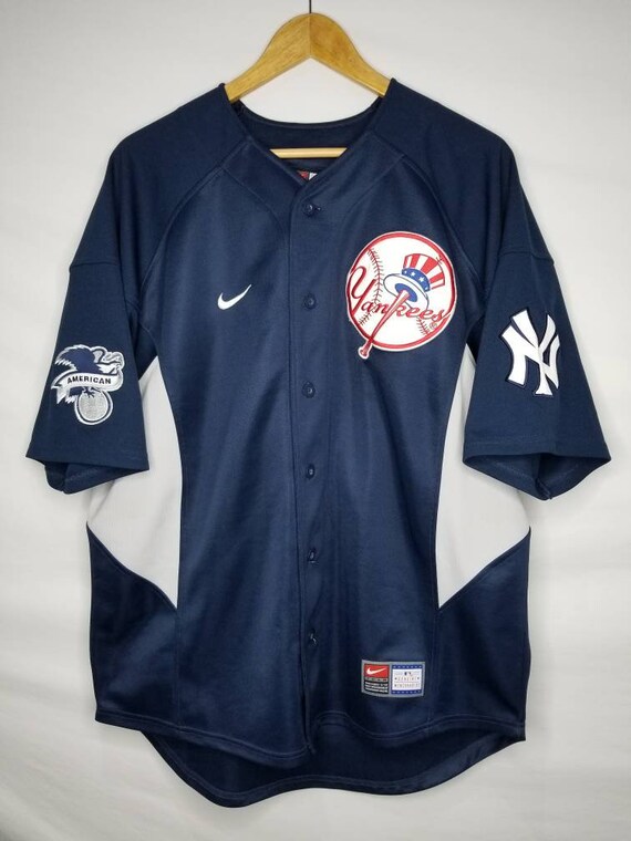 nike yankees baseball shirt