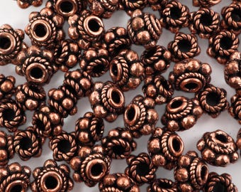 Perles rondelles tierracast en cuivre antique : perles intercalaires de Bali, fabrication de bijoux