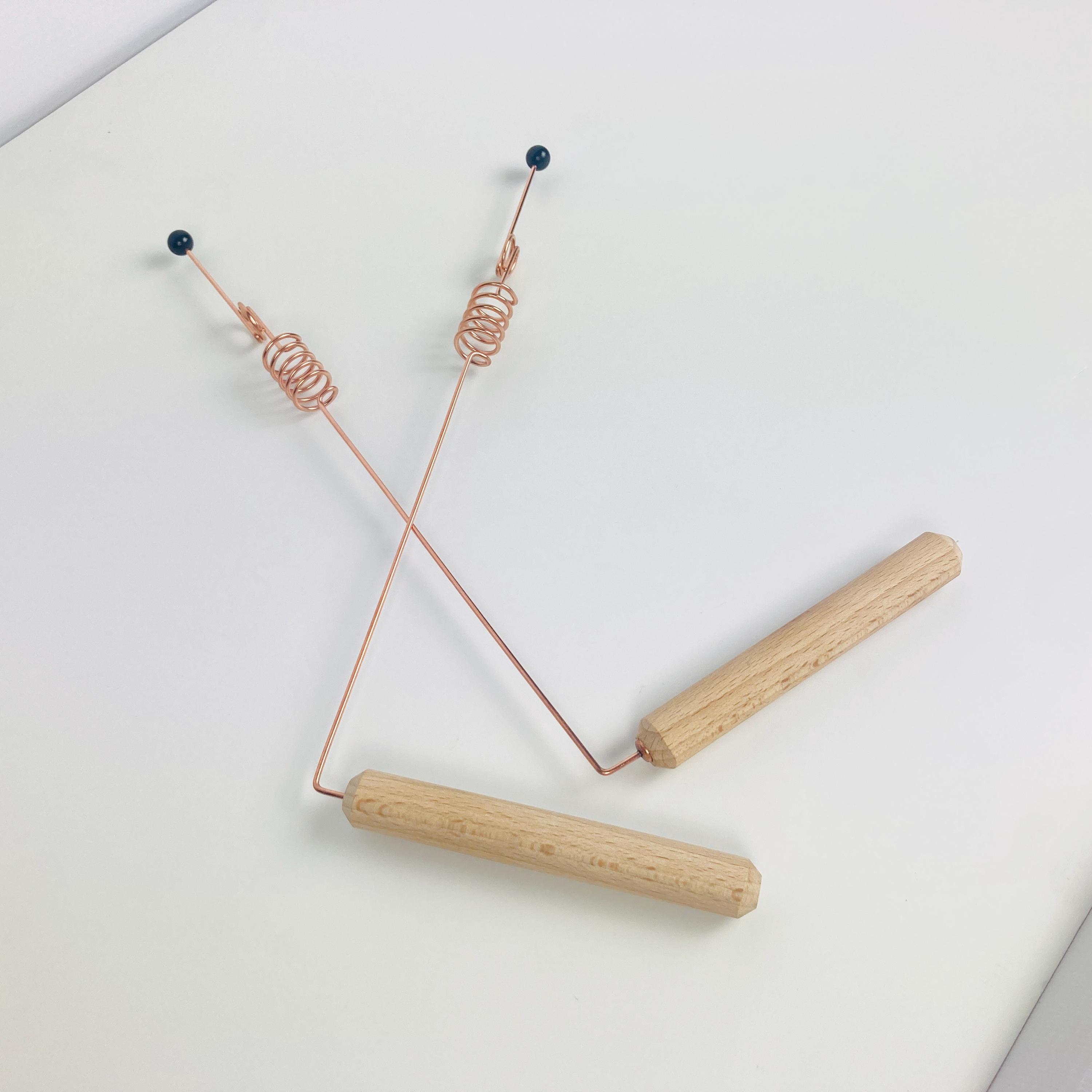 2PCS Copper Dowsing Rods - Detect Gold & Water Efficiently