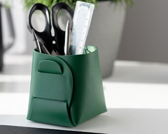 Cromer Green Leather Pen Pot - Pencil Desk Tidy