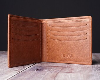 Wallet in genuine beautiful Cognac leather. Customisable, horizontal slim billfold and cardholder.