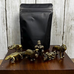 Brass Zoo Mystery Mini's Blind Bag Safari Animal Statue