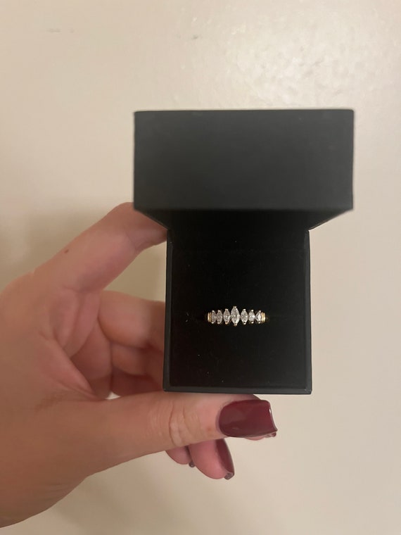 14k Diamond marquise ring