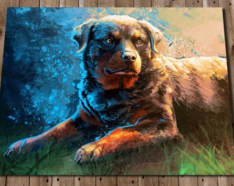 Könnte beinhalten: Leinwanddruck eines Rottweiler-Hundes, der im Gras liegt. Das Kunstwerk weist eine lebendige Farbpalette mit Braun-, Schwarz-, Blau- und Grüntönen auf. Das Fell des Hundes ist detailliert, und der Hintergrund hat einen malerischen Effekt.